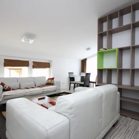 萨拉热维公寓酒店 公寓 *